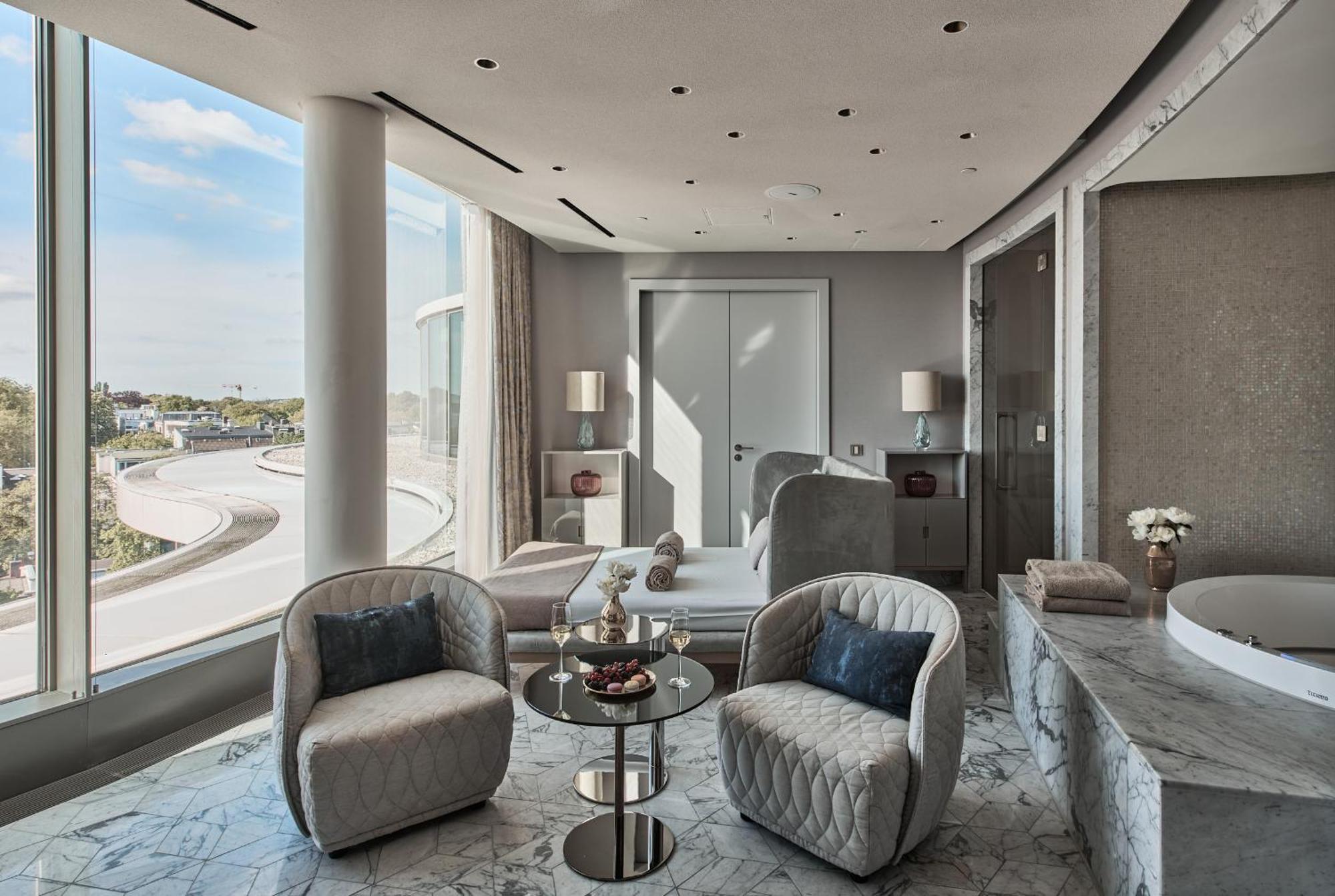 เดอะ ฟงต์แน Hotel ฮัมบูร์ก ภายนอก รูปภาพ The Sky Residence