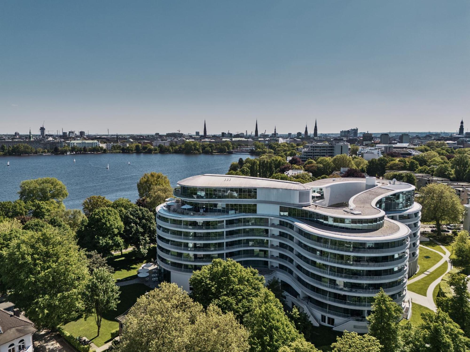 เดอะ ฟงต์แน Hotel ฮัมบูร์ก ภายนอก รูปภาพ Residential complex in Hamburg